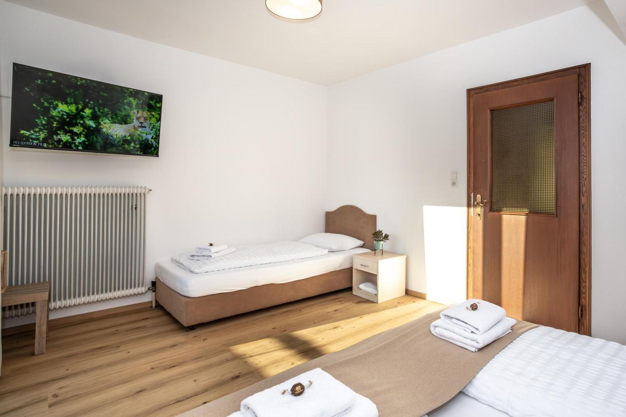 Alpina Apartments - Zell Am See Exterior photo