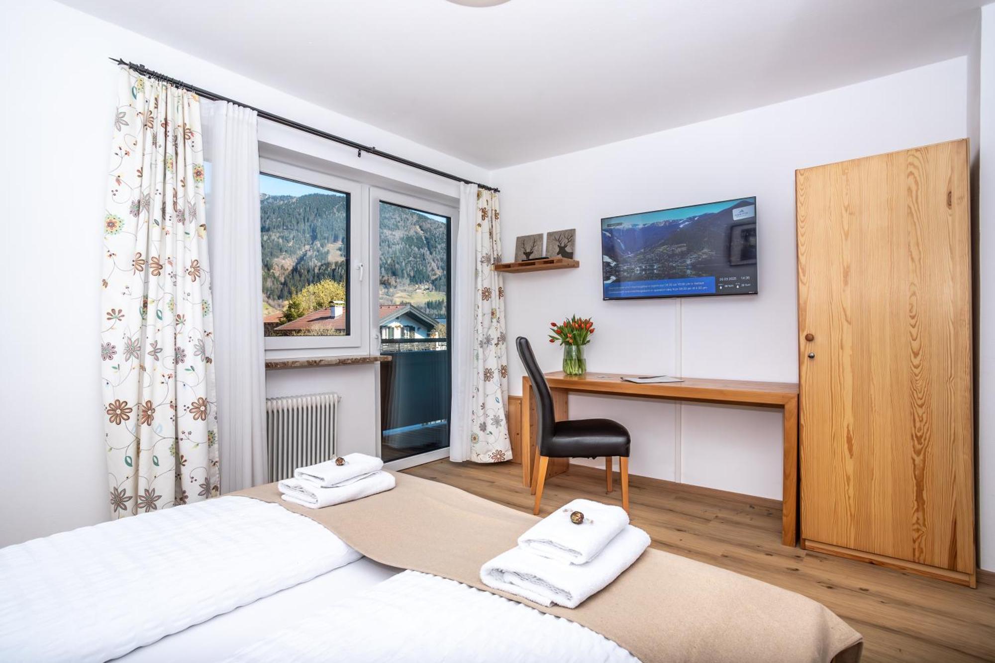 Alpina Apartments - Zell Am See Exterior photo